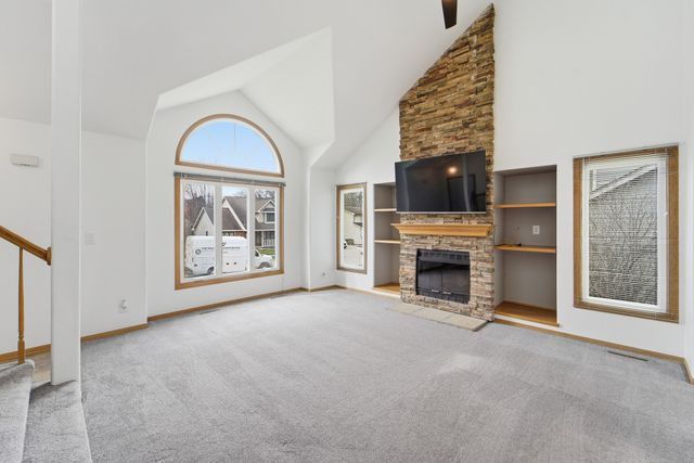 401 Edgewood Lane, Pleasant Hill, IA 50327