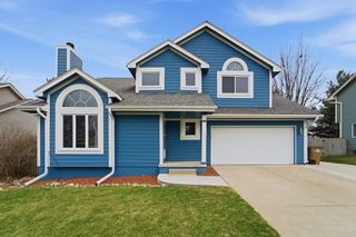 401 Edgewood Lane, Pleasant Hill, IA 50327