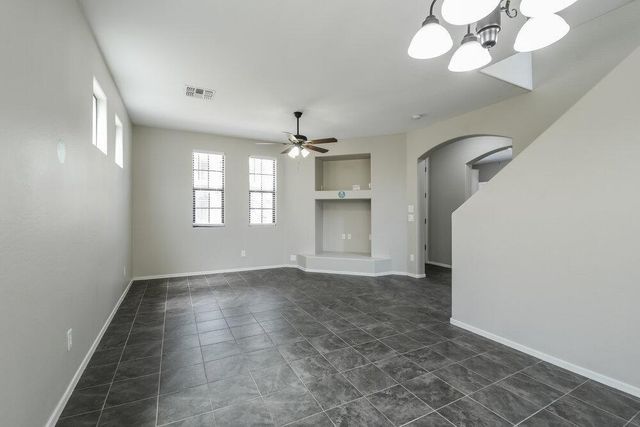 2403 W Dusty Wren Drive, Phoenix, AZ 85085