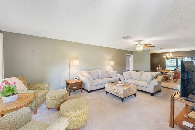4678 Finchwood Lane A, Boynton Beach, FL 33436