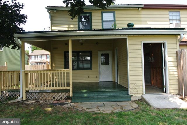 6 COBBLESTONE DR, Horsham, PA 19044