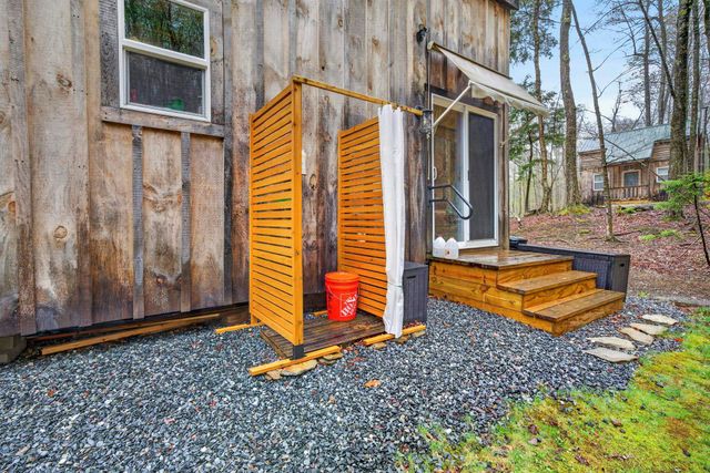 224 Tucker Road, Grafton, NH 03240