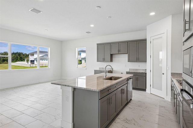 8255 GOLDEN BEACH COURT, Parrish, FL 34219