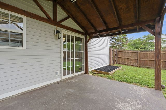 409 Scotts Creek Trl, Hermitage, TN 37076
