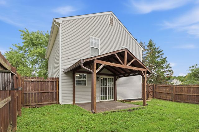 409 Scotts Creek Trl, Hermitage, TN 37076