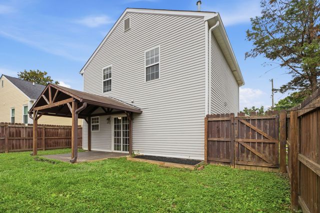 409 Scotts Creek Trl, Hermitage, TN 37076