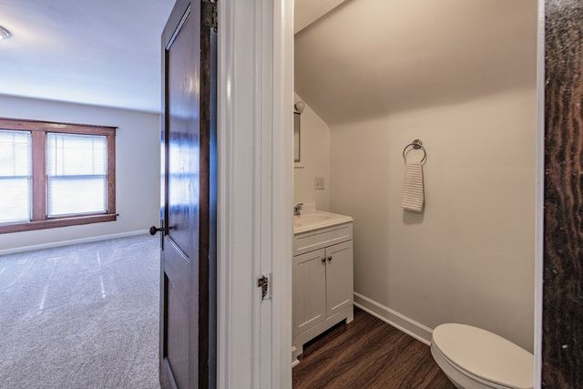 655 Glenwood Avenue, Joliet, IL 60435