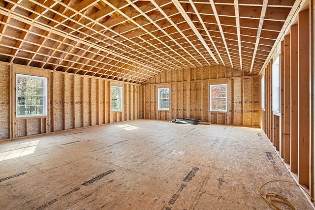 7 Leary Dr., Tewksbury, MA 01876