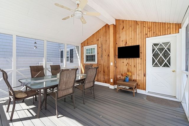 7 Leary Dr., Tewksbury, MA 01876