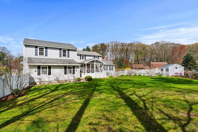 7 Leary Dr., Tewksbury, MA 01876