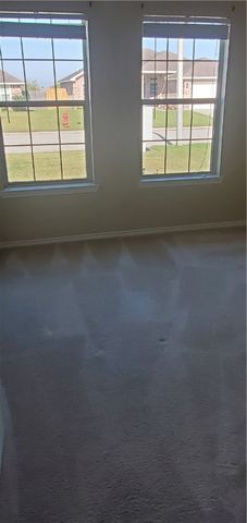 2007 Margaret Ln, Kingsville, TX 78363