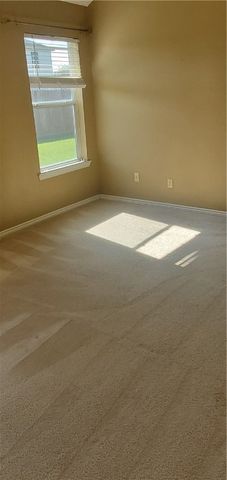 2007 Margaret Ln, Kingsville, TX 78363