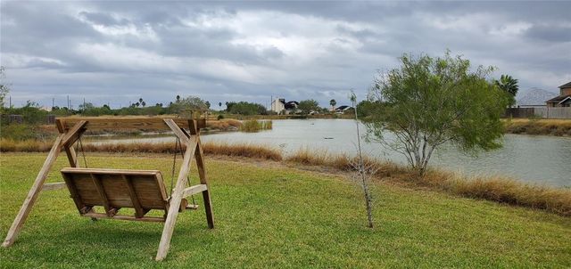 2007 Margaret Ln, Kingsville, TX 78363