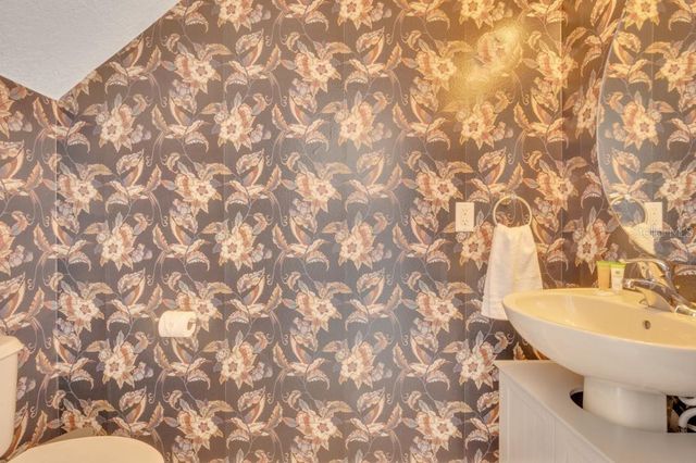 162 CORDOVA AVENUE, Davenport, FL 33897