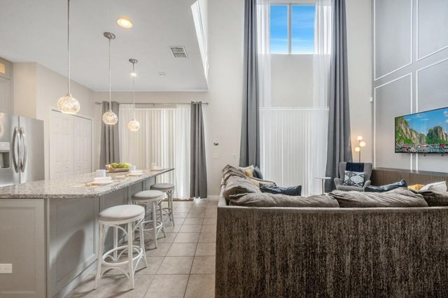 162 CORDOVA AVENUE, Davenport, FL 33897