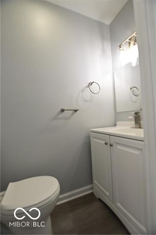 5820 E 40th Street, Indianapolis, IN 46226