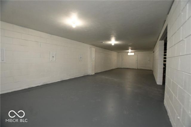 5820 E 40th Street, Indianapolis, IN 46226