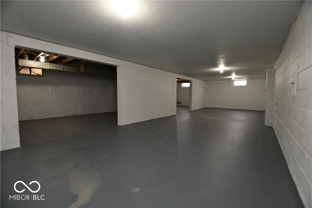 5820 E 40th Street, Indianapolis, IN 46226