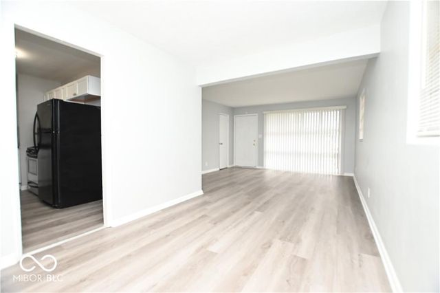 5820 E 40th Street, Indianapolis, IN 46226