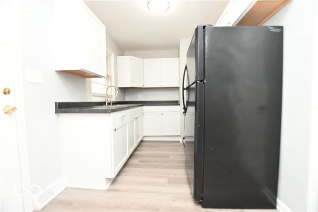 5820 E 40th Street, Indianapolis, IN 46226