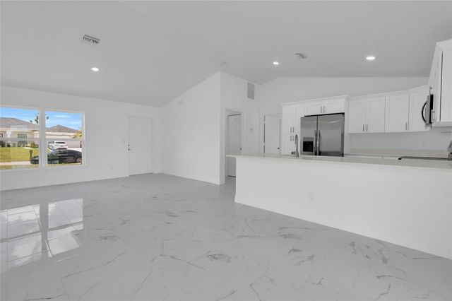 310 NE 9TH TERRACE, Cape Coral, FL 33909