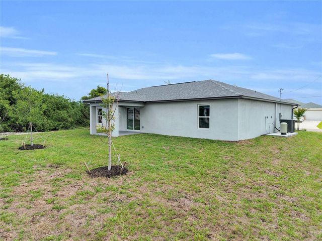 310 NE 9TH TERRACE, Cape Coral, FL 33909