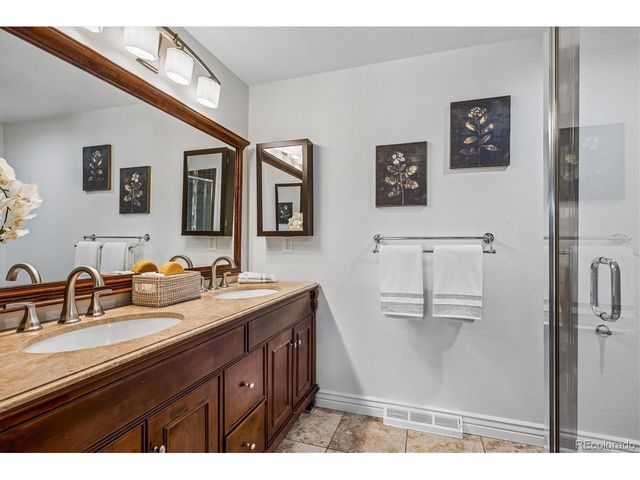 3924 S Wabash St, Denver, CO 80237