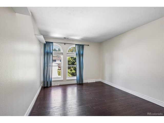 3924 S Wabash St, Denver, CO 80237