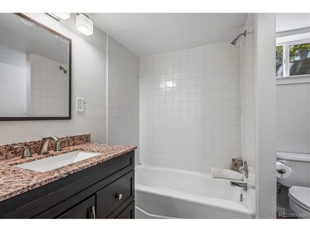 3924 S Wabash St, Denver, CO 80237