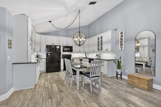 5602 Golden Eagle Circle, Palm Beach Gardens, FL 33418