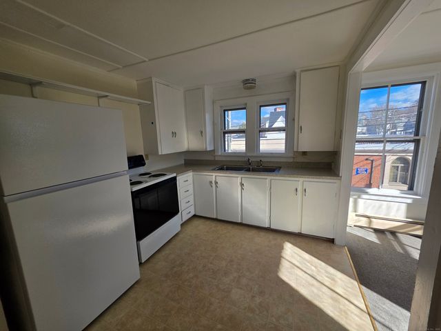 110 Main Street, Griswold, CT 06351