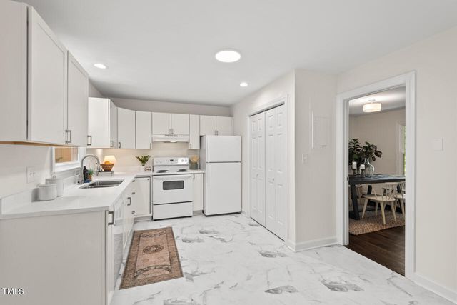 120 Kingston Drive, Chapel Hill, NC 27514