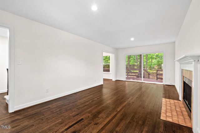 120 Kingston Drive, Chapel Hill, NC 27514