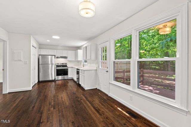 120 Kingston Drive, Chapel Hill, NC 27514