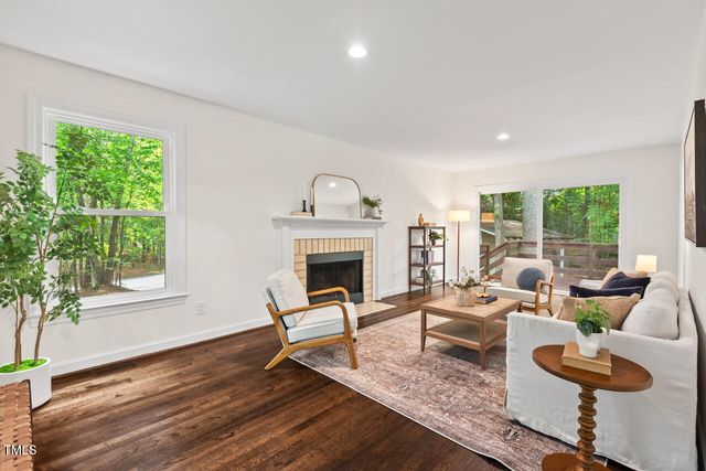 120 Kingston Drive, Chapel Hill, NC 27514