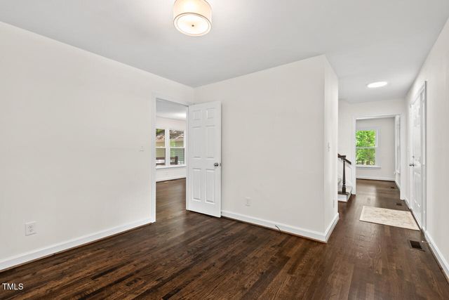 120 Kingston Drive, Chapel Hill, NC 27514