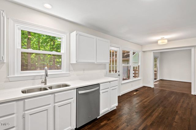 120 Kingston Drive, Chapel Hill, NC 27514