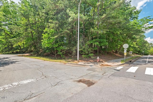 120 Kingston Drive, Chapel Hill, NC 27514