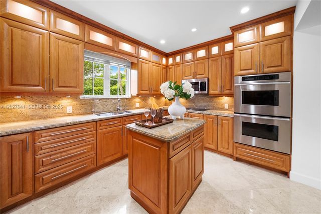 1776 Michigan Avenue, Miami Beach, FL 33139