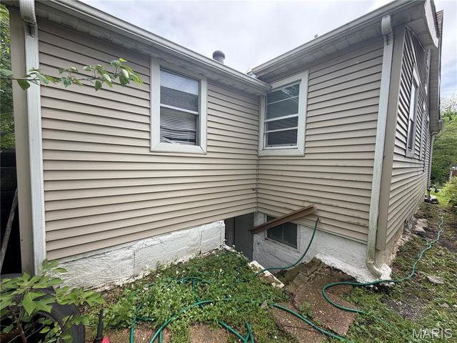7043 Florence Place, Jennings, MO 63136