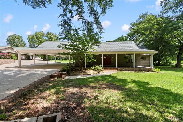 2426 County Road 52, Moundville, AL 35474