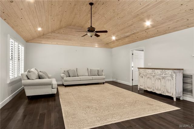 2426 County Road 52, Moundville, AL 35474