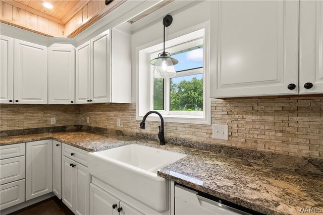 2426 County Road 52, Moundville, AL 35474
