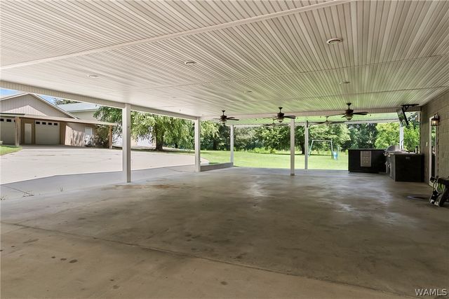 2426 County Road 52, Moundville, AL 35474