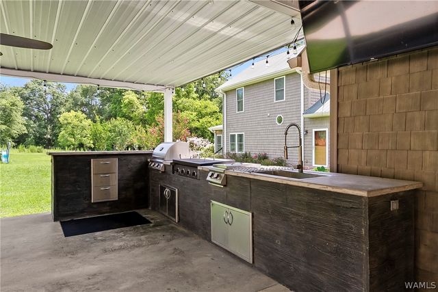 2426 County Road 52, Moundville, AL 35474