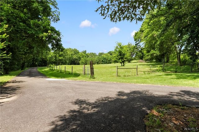 2426 County Road 52, Moundville, AL 35474