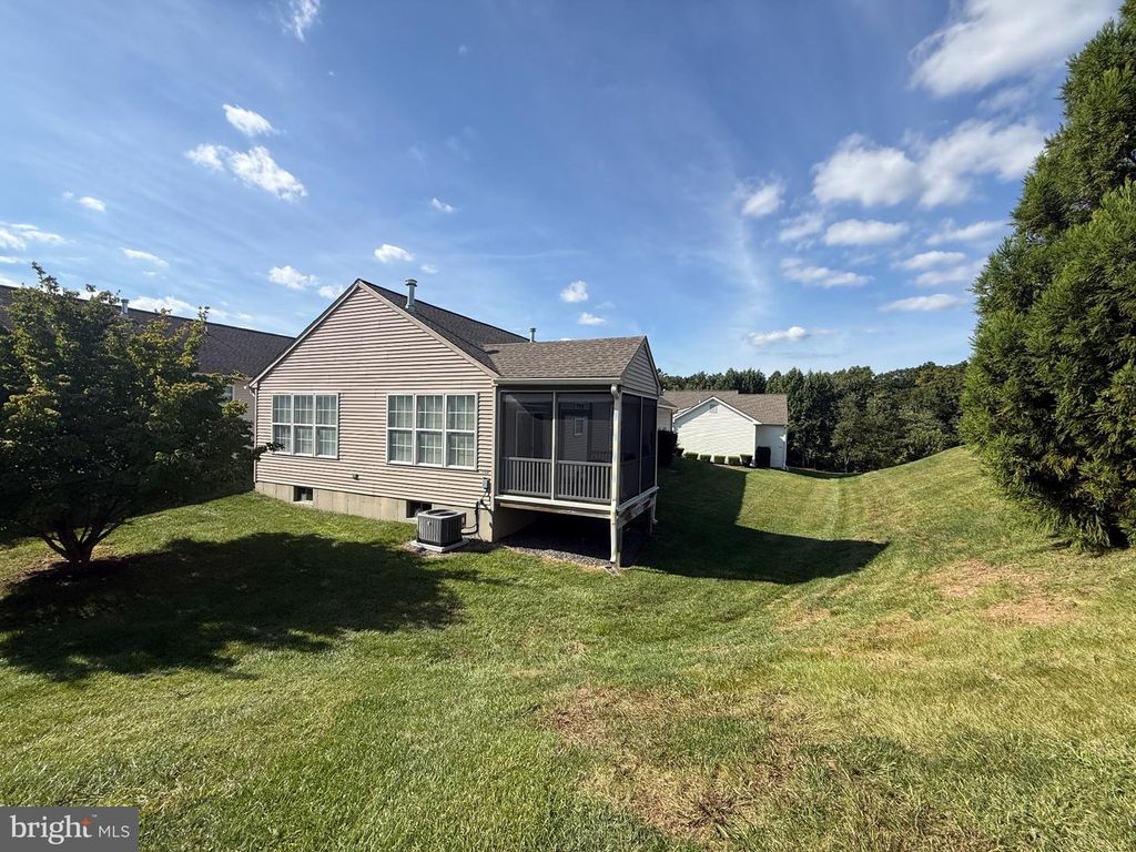 1508 HUNTING HORN TURN, GLEN MILLS, PA 19342 — photo 3