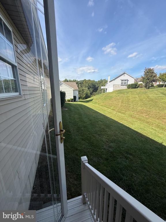 1508 HUNTING HORN TURN, GLEN MILLS, PA 19342 — photo 5