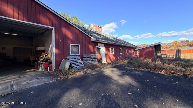 19-23 Roberts Road, Millstone, NJ 08535