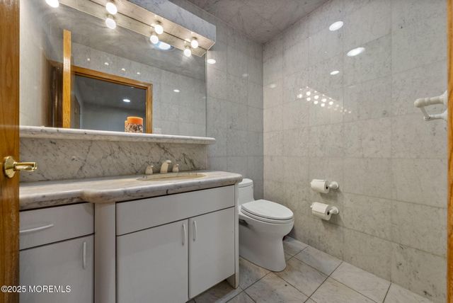 19-23 Roberts Road, Millstone, NJ 08535